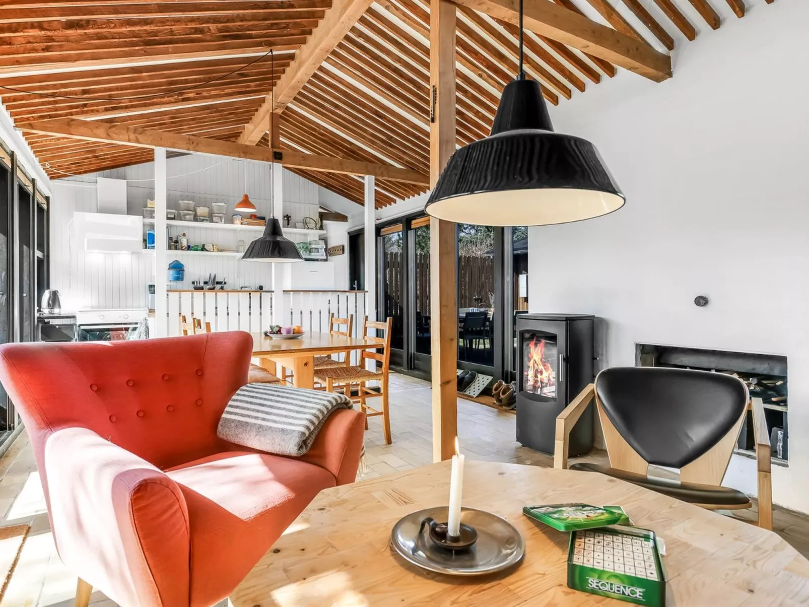 "Amarie" - 1km from the sea-Binnen