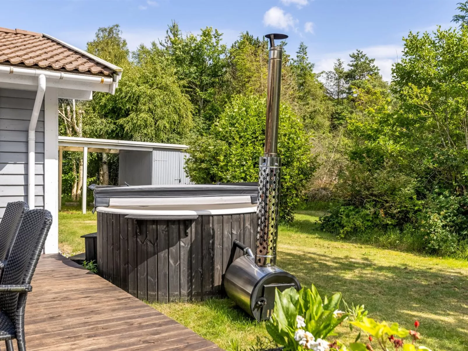 "Anabela" -  from the sea-Buiten