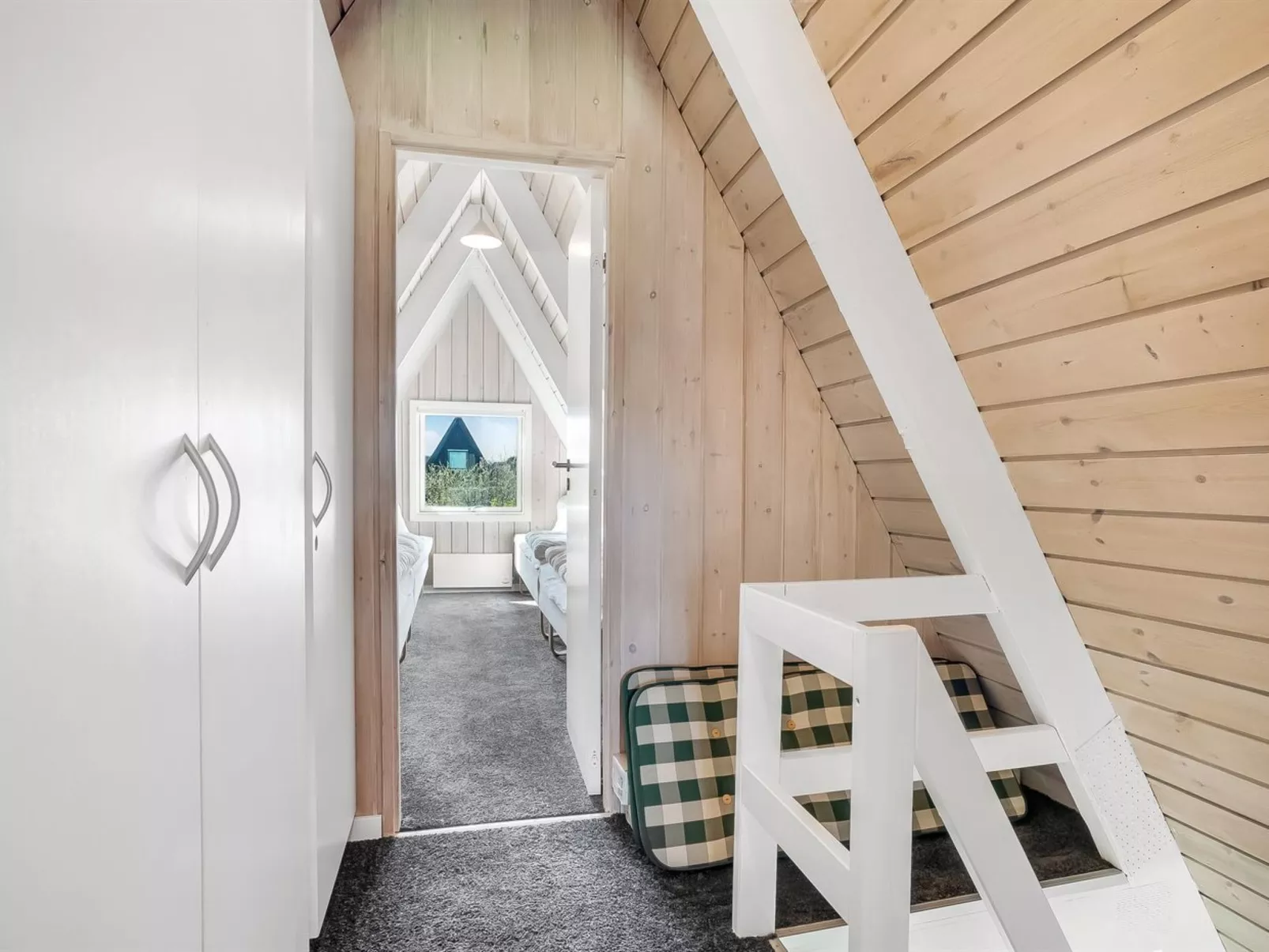 "Erly" - 18km to the fjord-Binnen