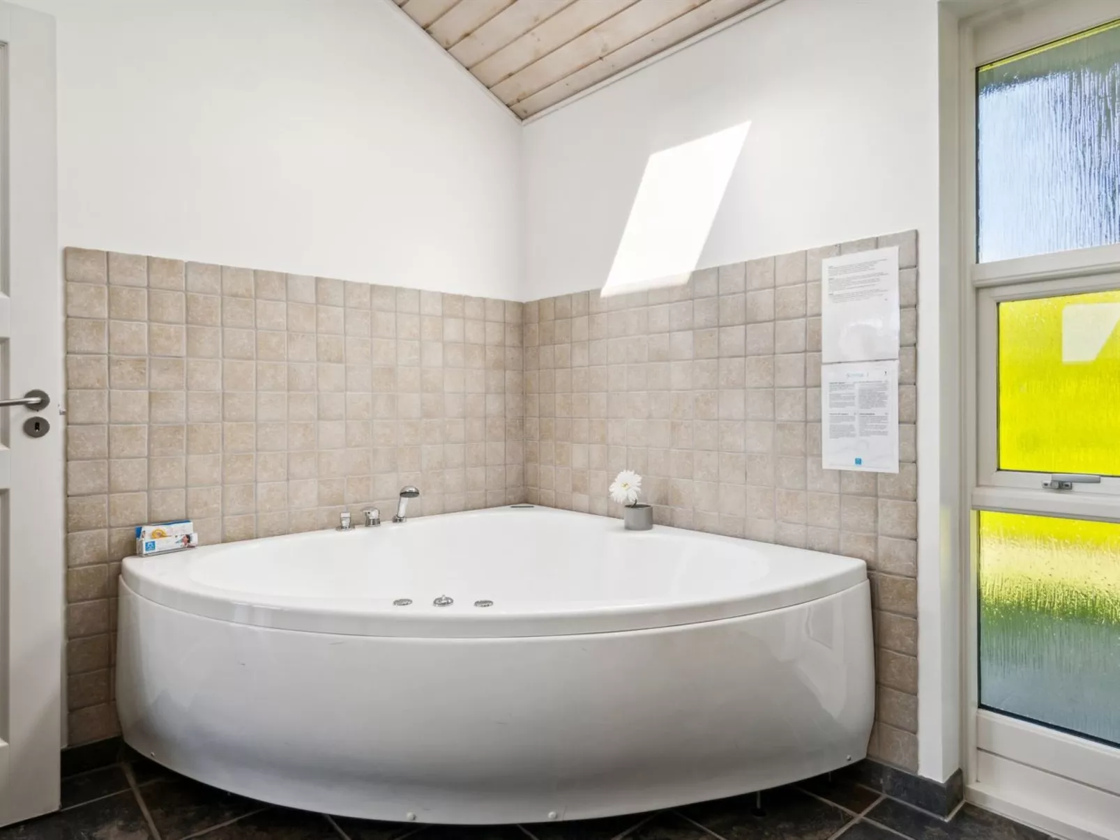 "Gunva" - 30km from the sea-Binnen