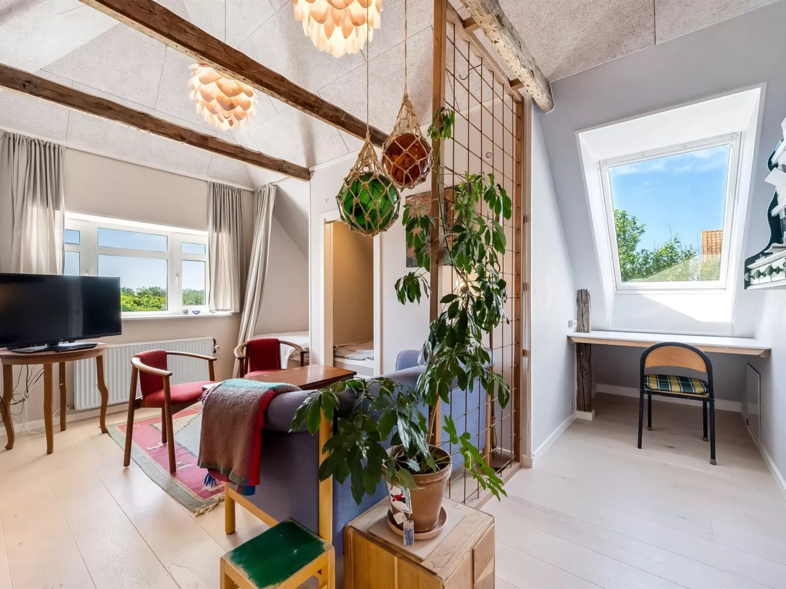 "Kjeld" - 6km from the sea-Binnen