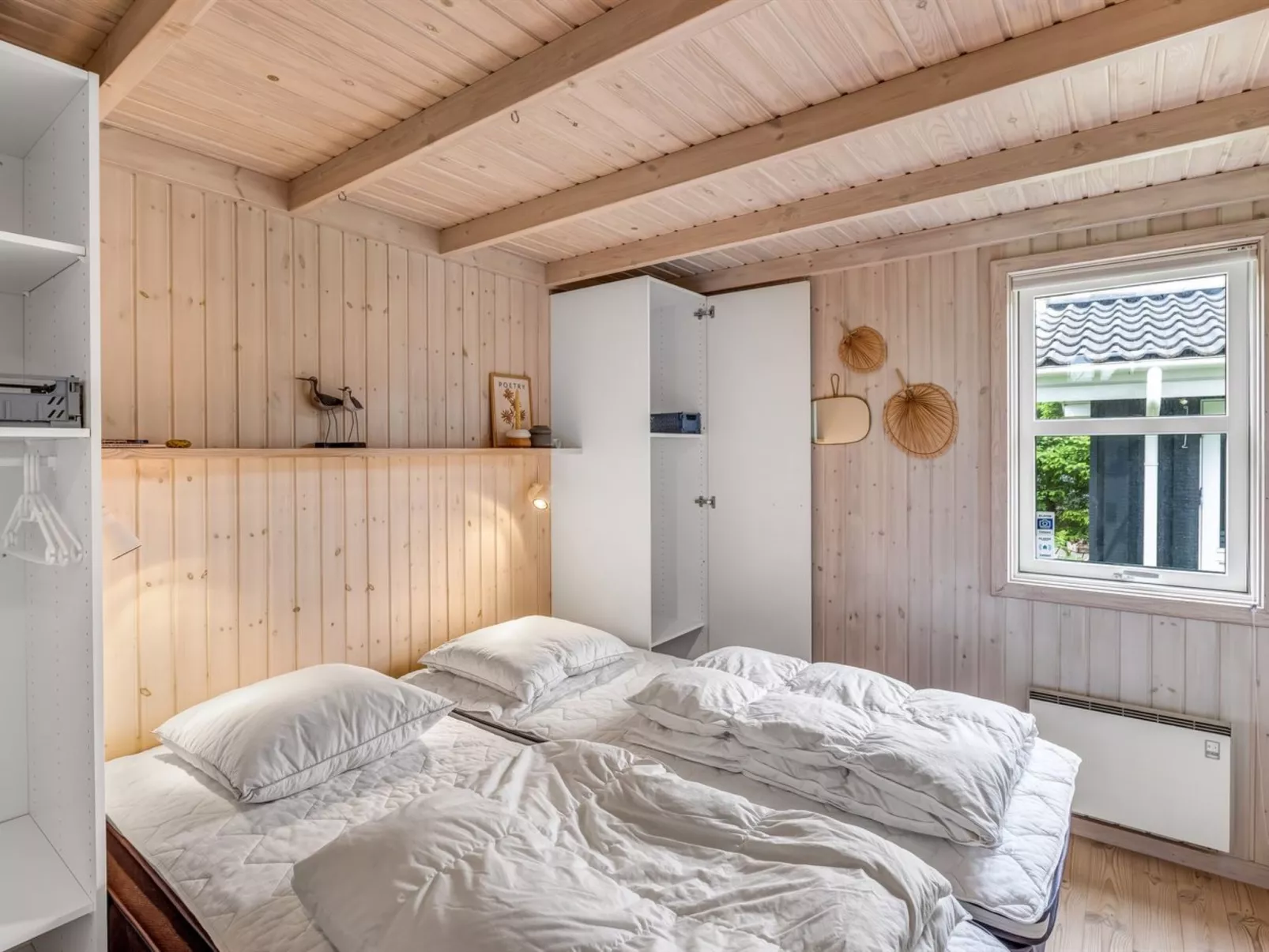 "Anouk" - 2km from the sea-Binnen