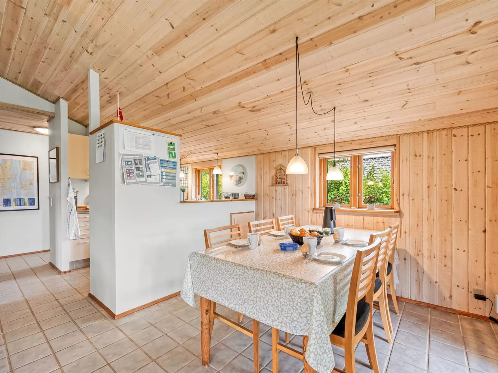 "Åsa" - 500m to the fjord-Binnen