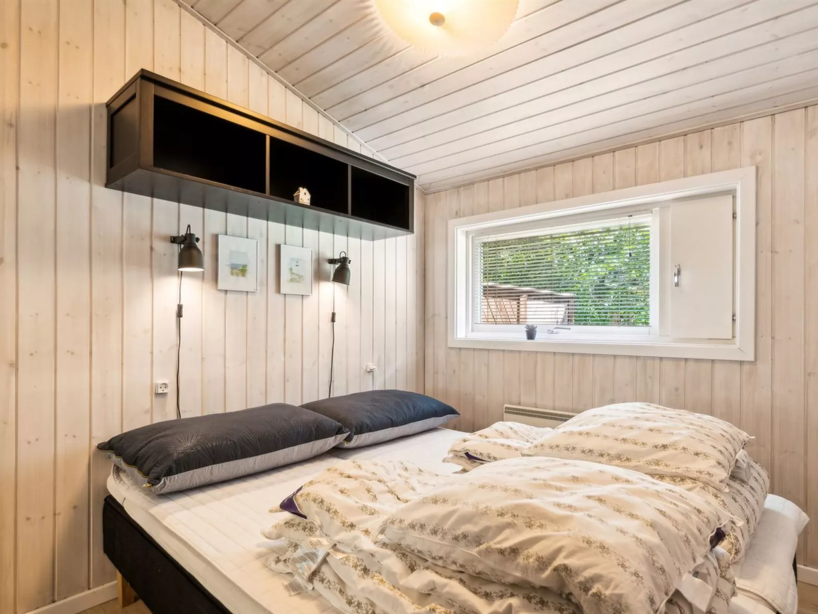 "Auvo" - 200m from the sea-Binnen