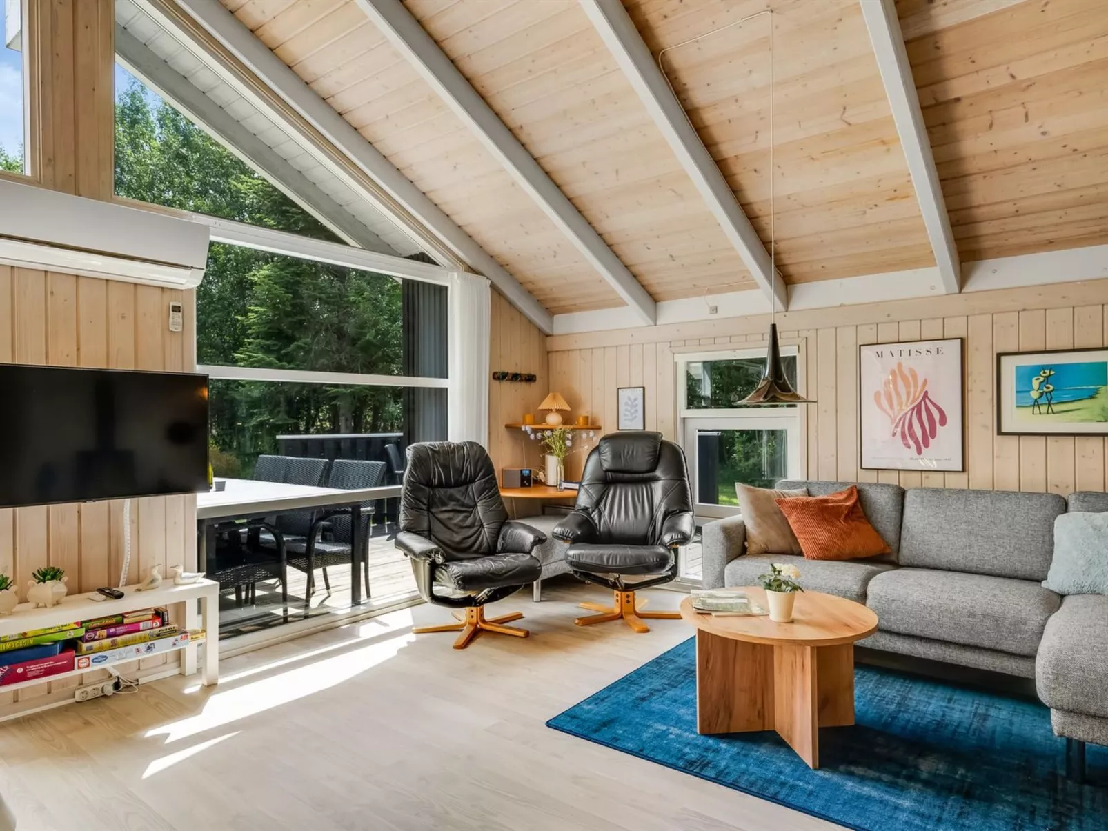 "Amundi" - 500m from the sea-Binnen