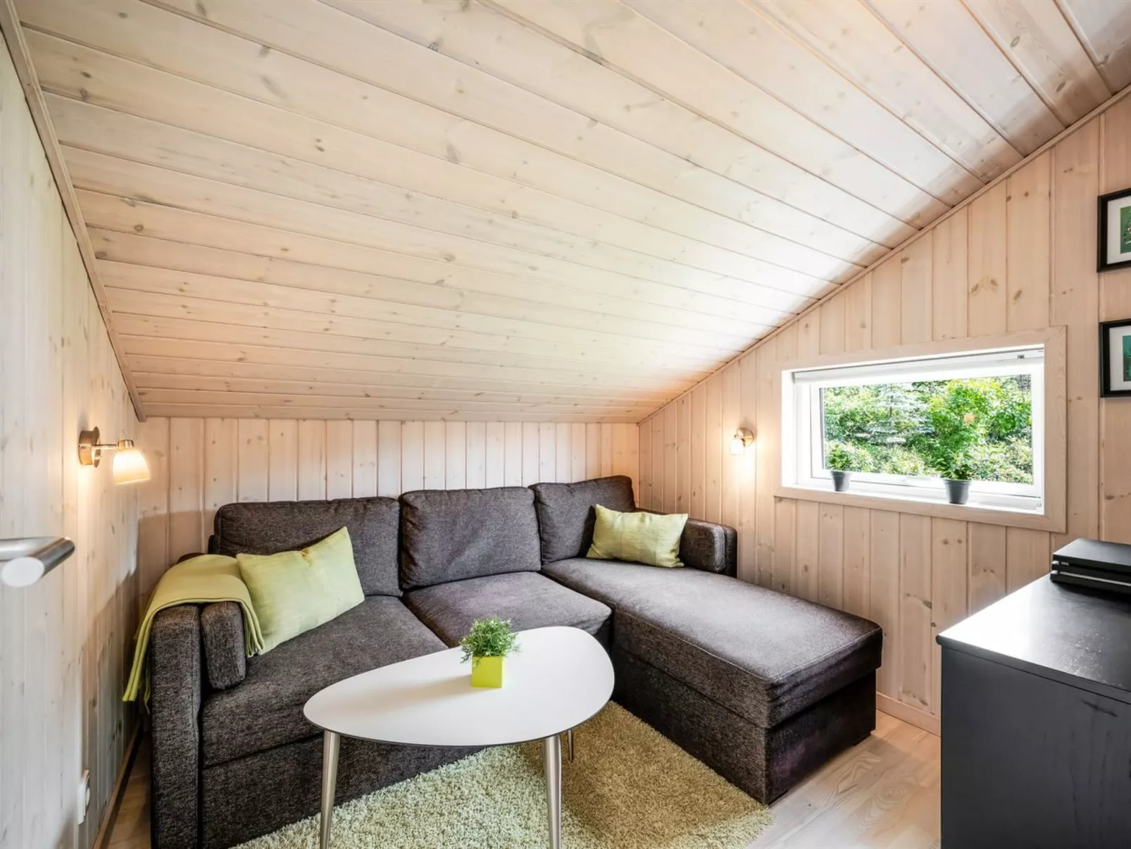 "Fritzi" - 1.7km from the sea-Binnen