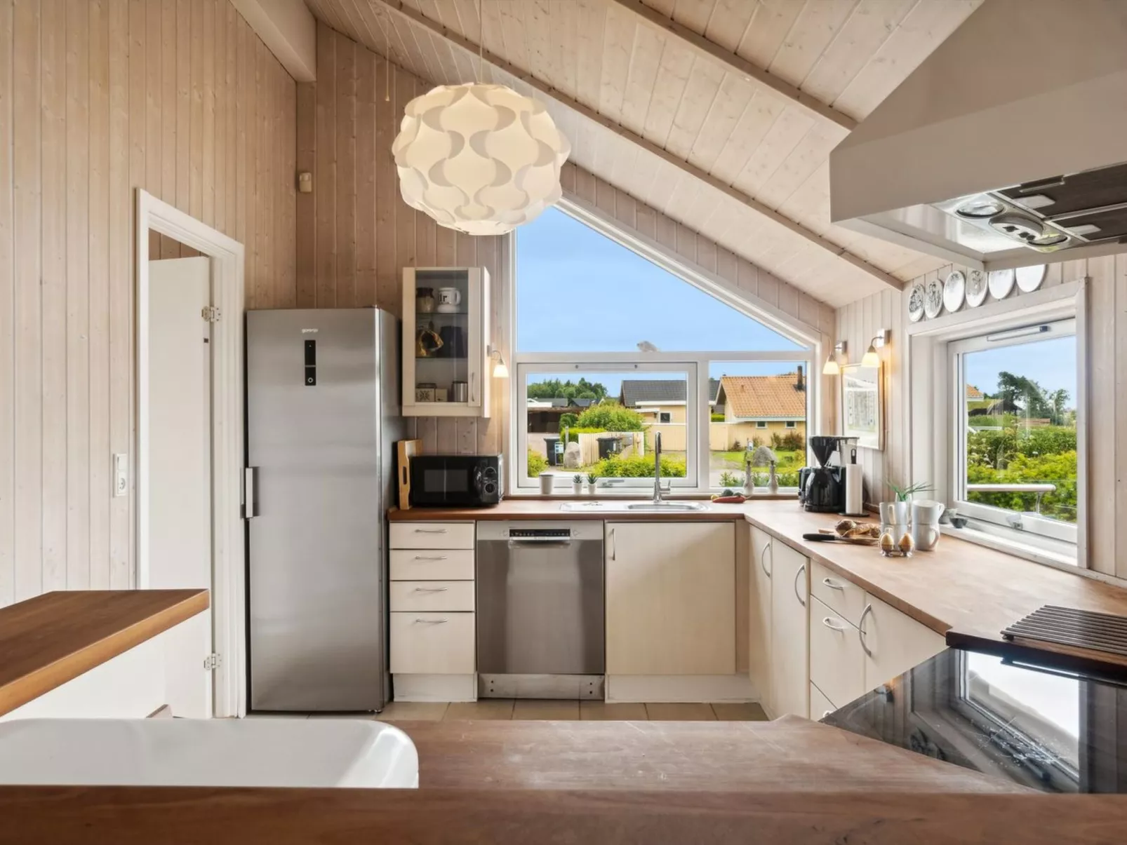 "Annrike" - 175m to the fjord-Binnen