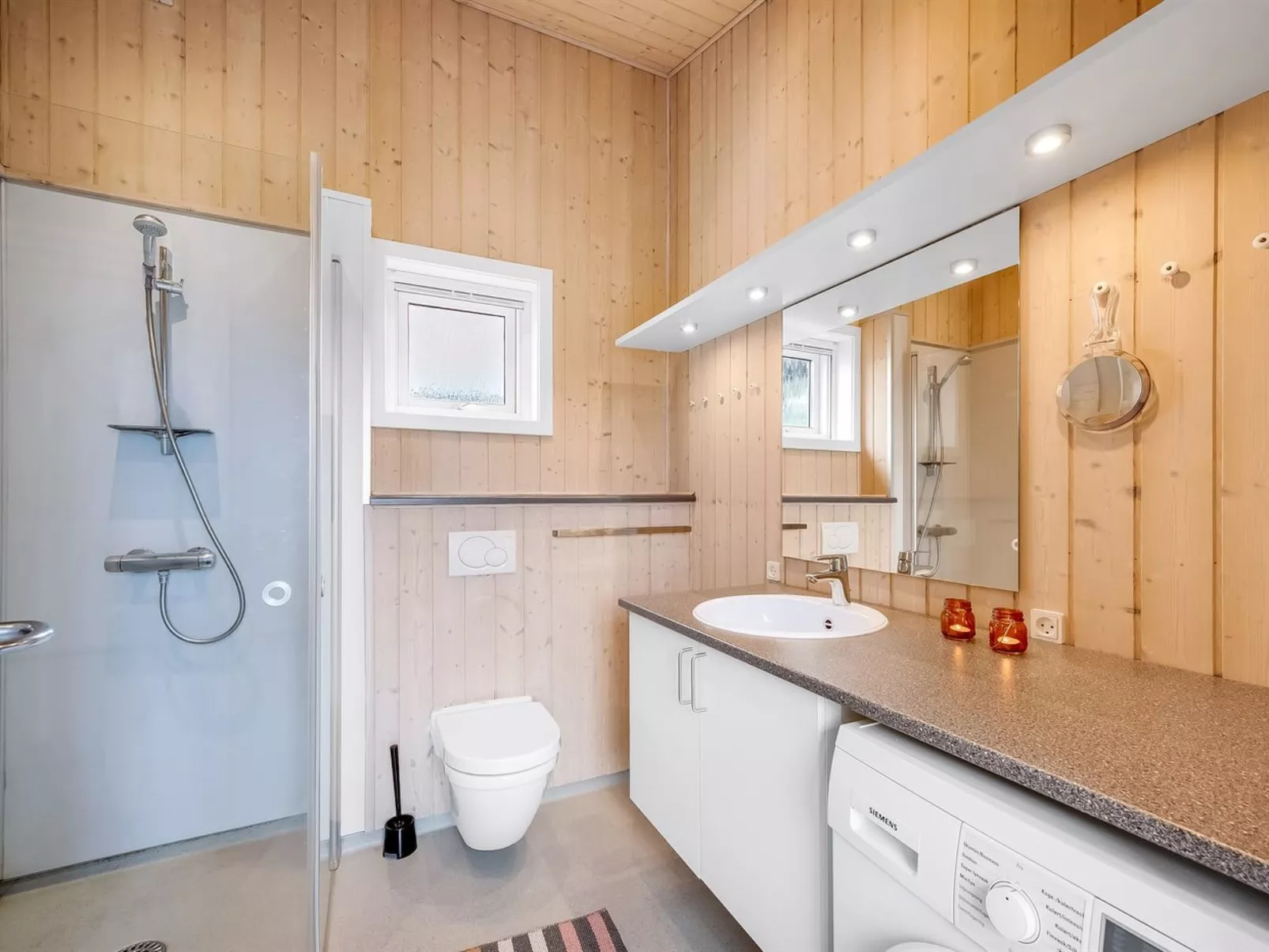 "Paaske" -  from the sea-Binnen