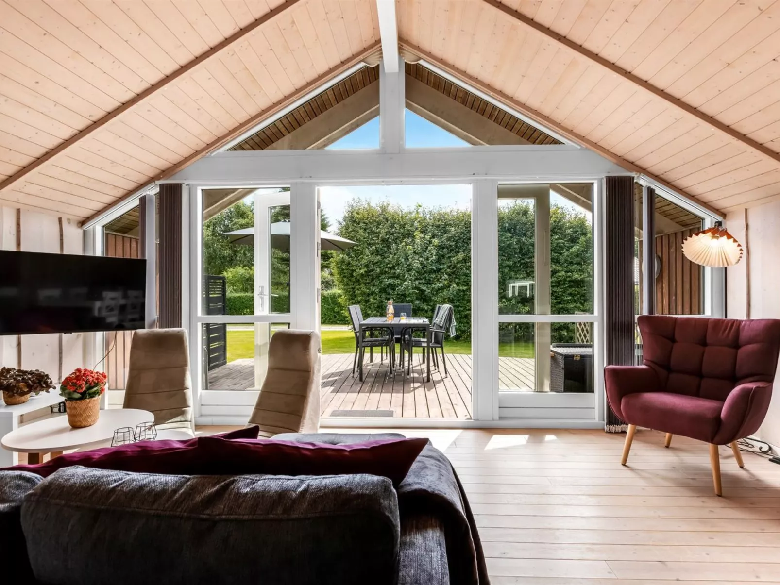 "Sylwia" - 250m to the fjord-Binnen