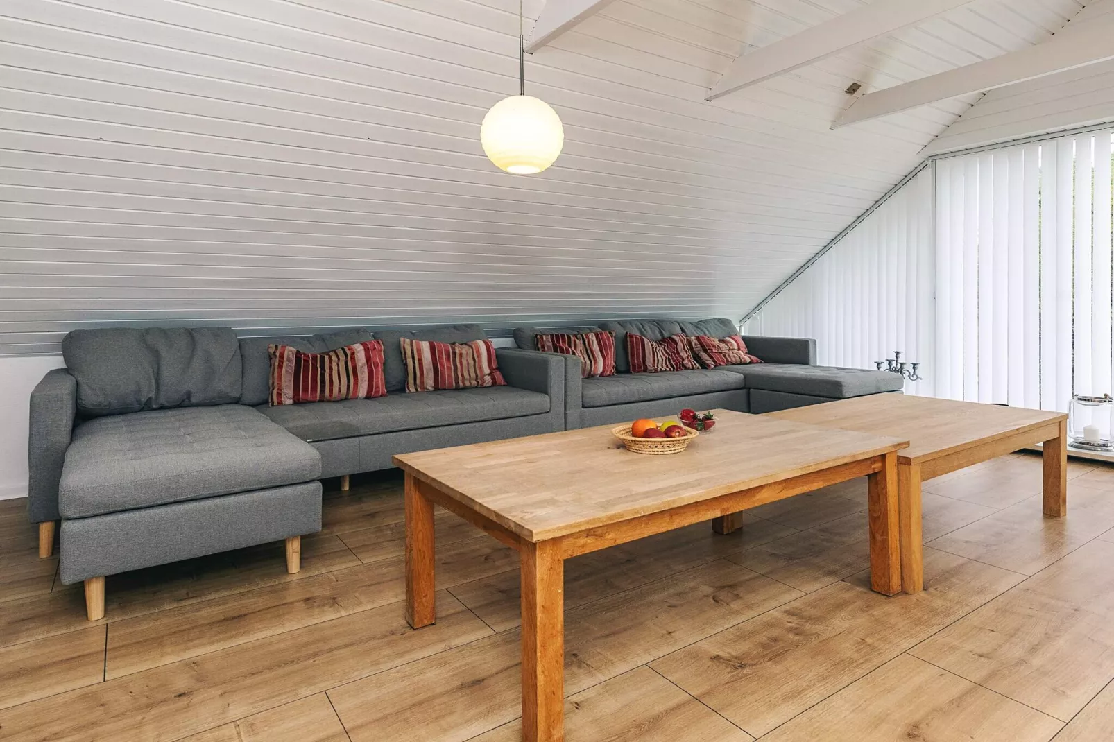 Zeezijde ontsnapping met uitzicht -- By Traum Ferienwohnungen-Binnen