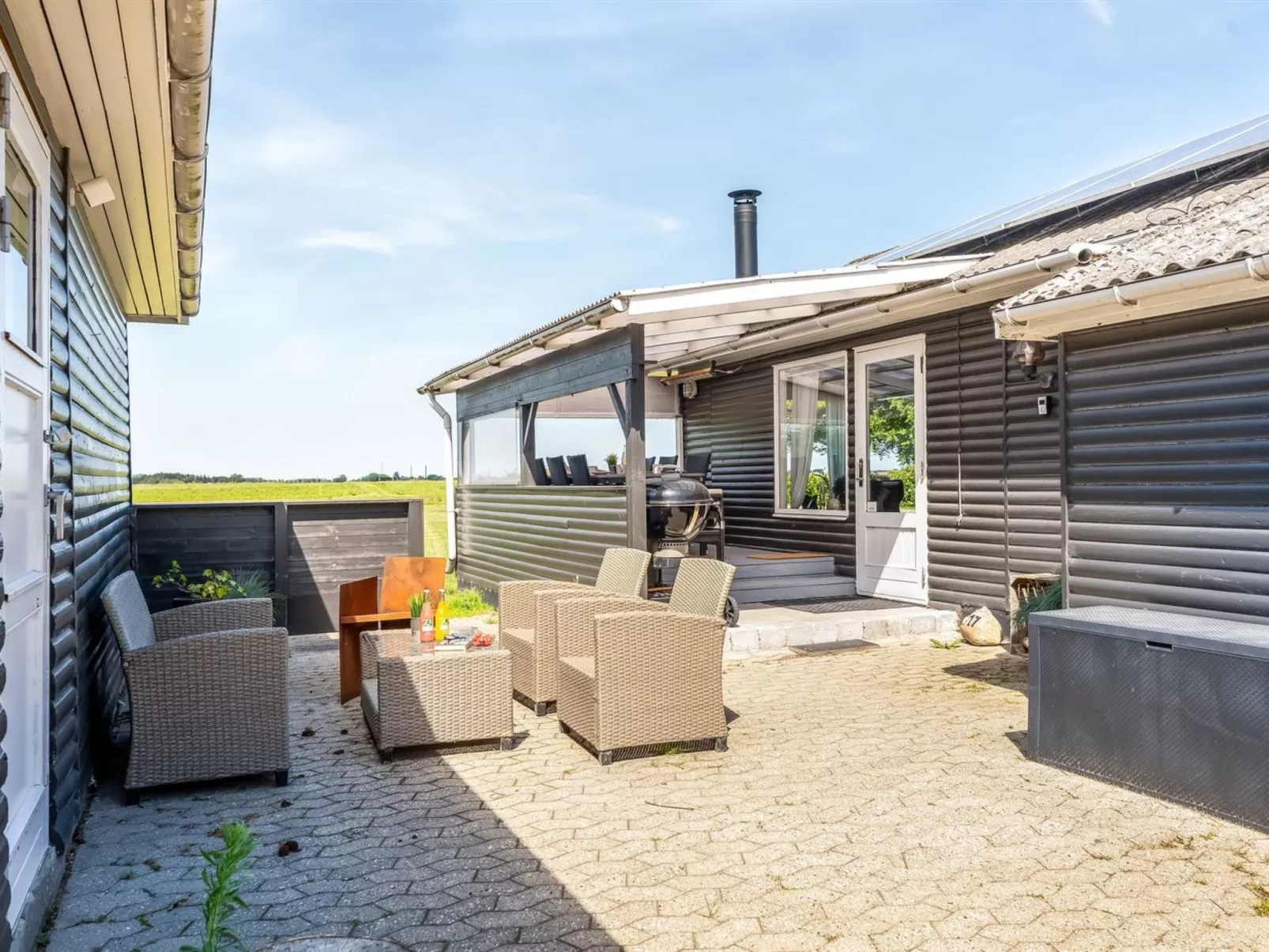 "Kanerva" - 100m to the fjord-Buiten