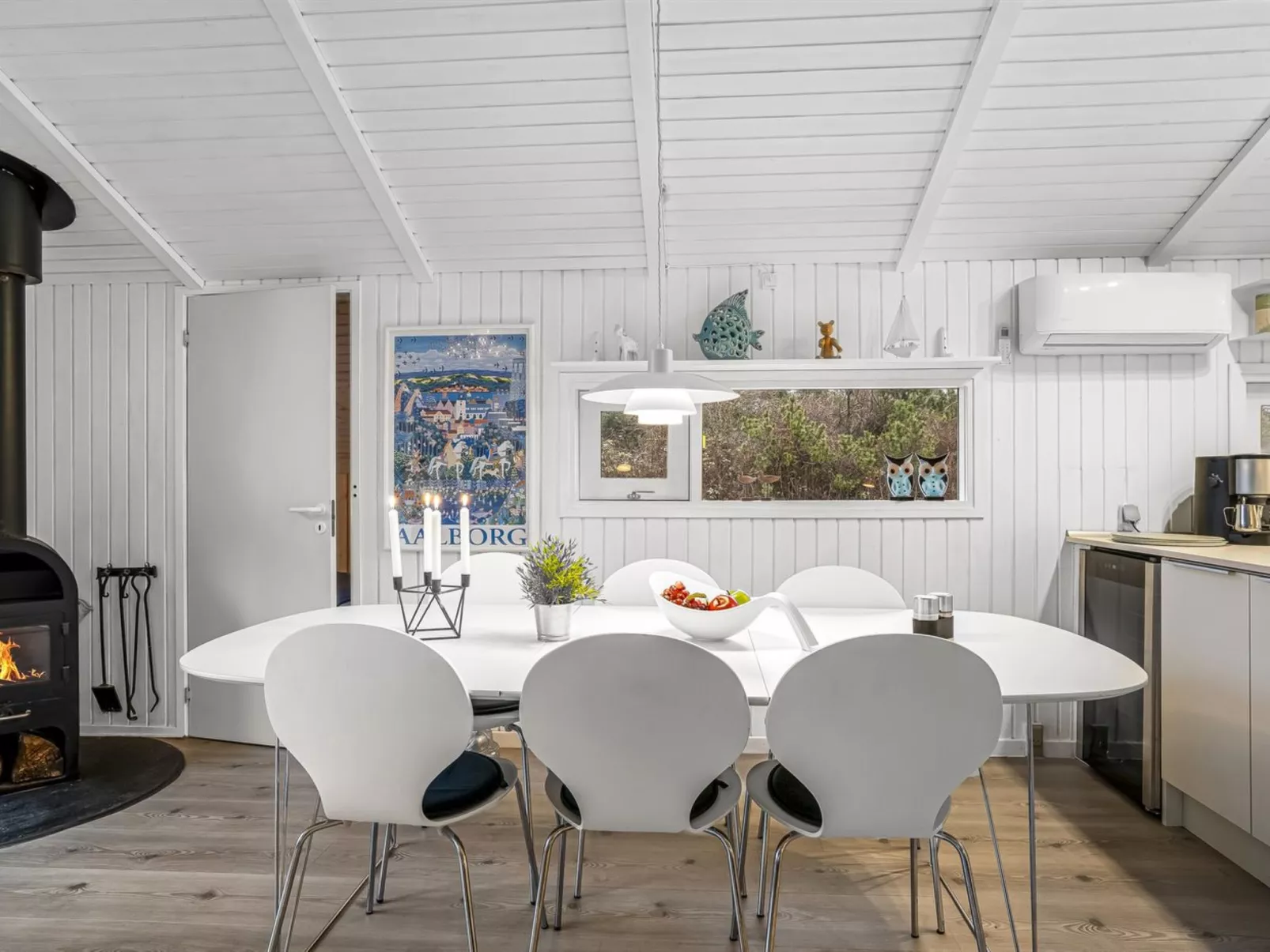 "Gonda" - 2km from the sea-Binnen