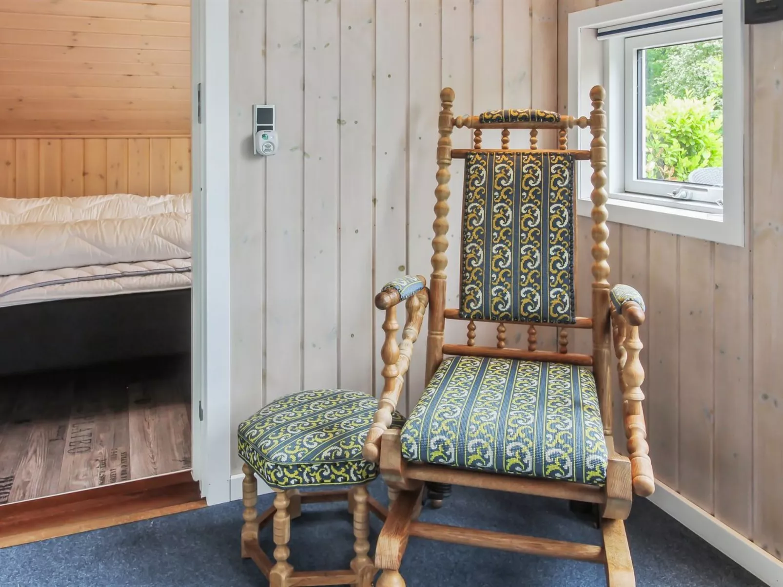 "Lenya" - 33km from the sea-Binnen