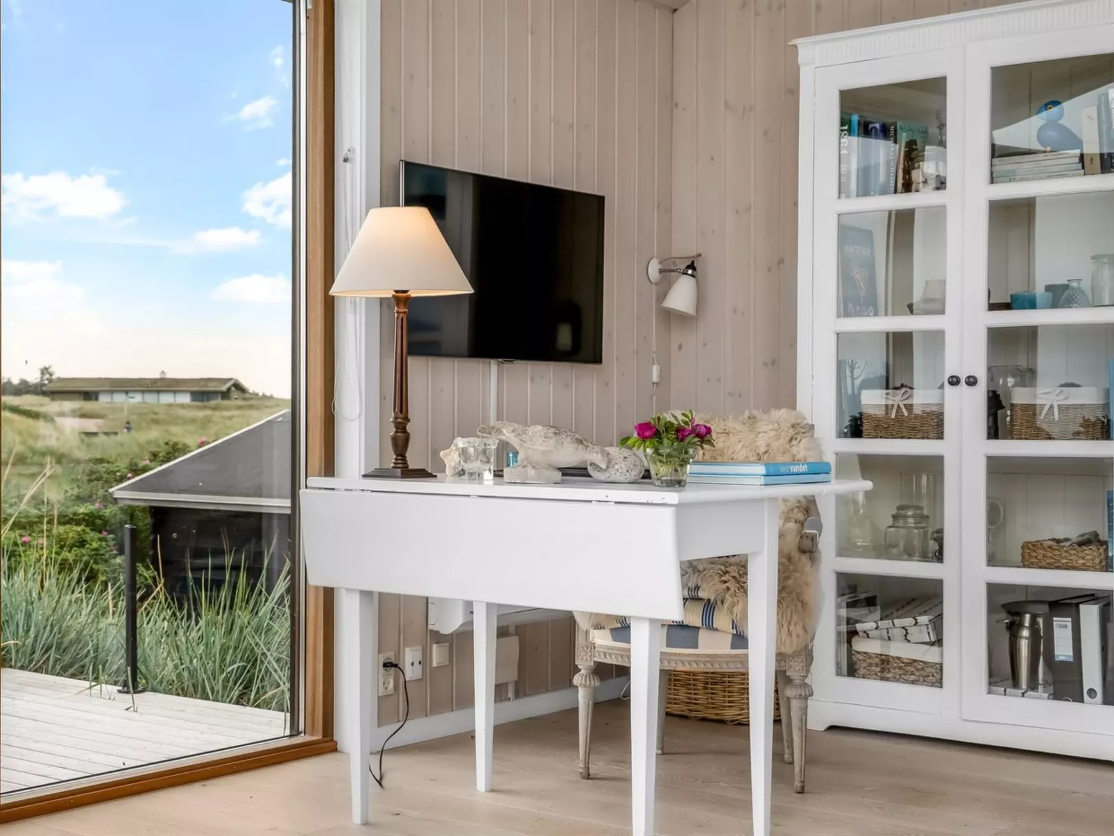 "Bjerund" - 300m from the sea-Binnen