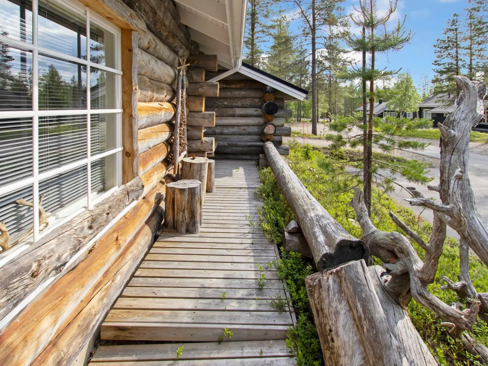 Hankipolku 7b / ukuli-Binnen