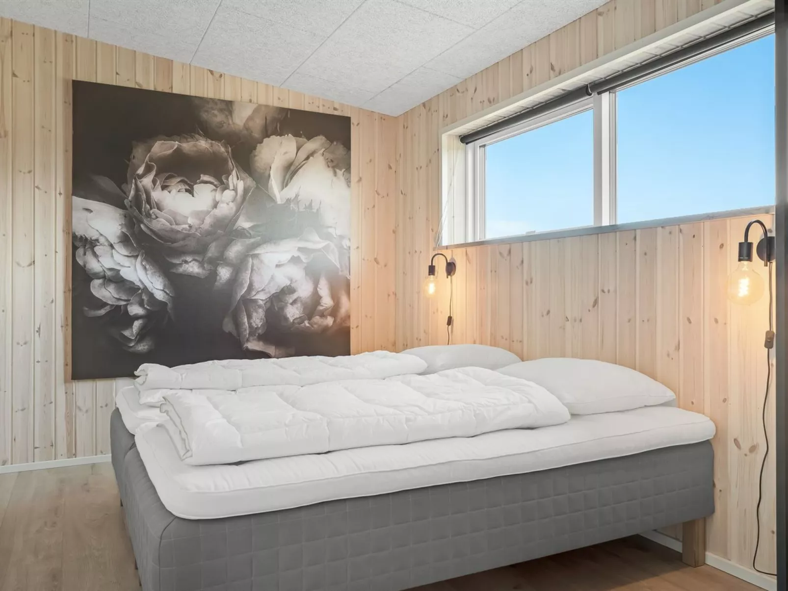 "Ilze" -  from the sea-Binnen