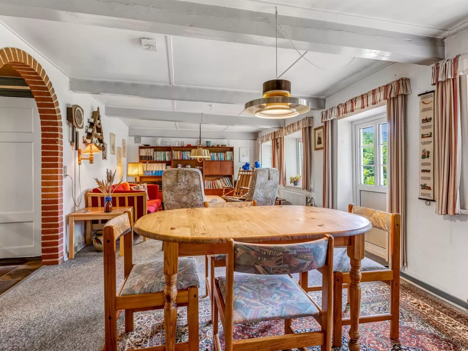 "Tuki" - 10km from the sea-Binnen