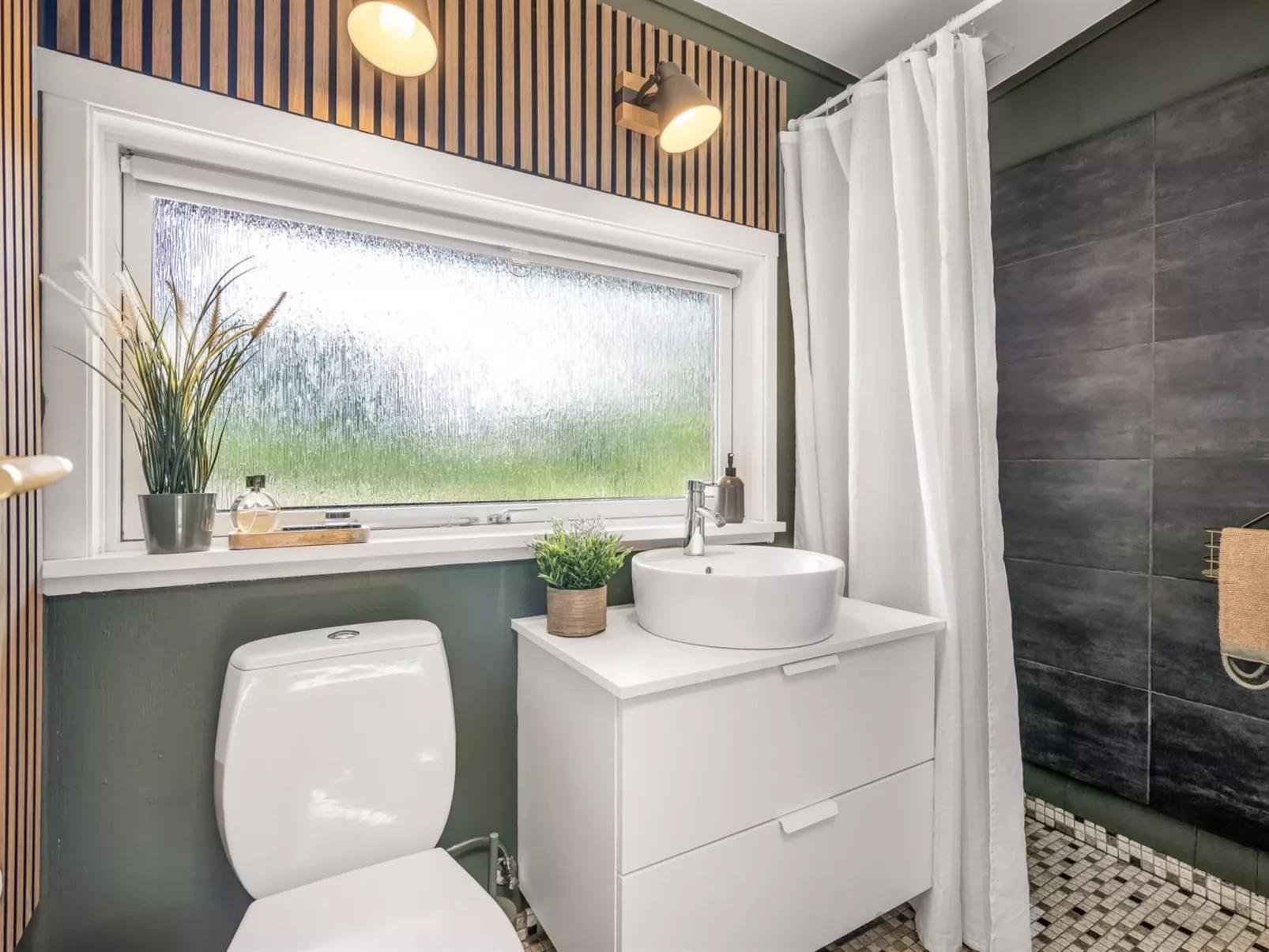 "Fatima" - 1km from the sea-Binnen