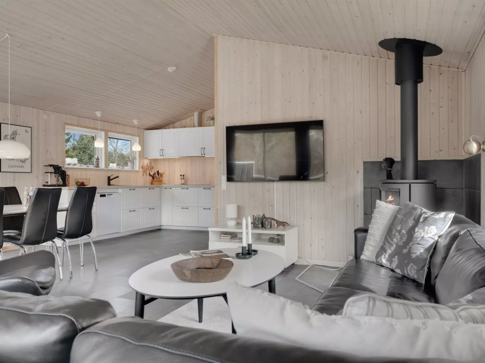 "Onni" - 2.3km from the sea-Binnen