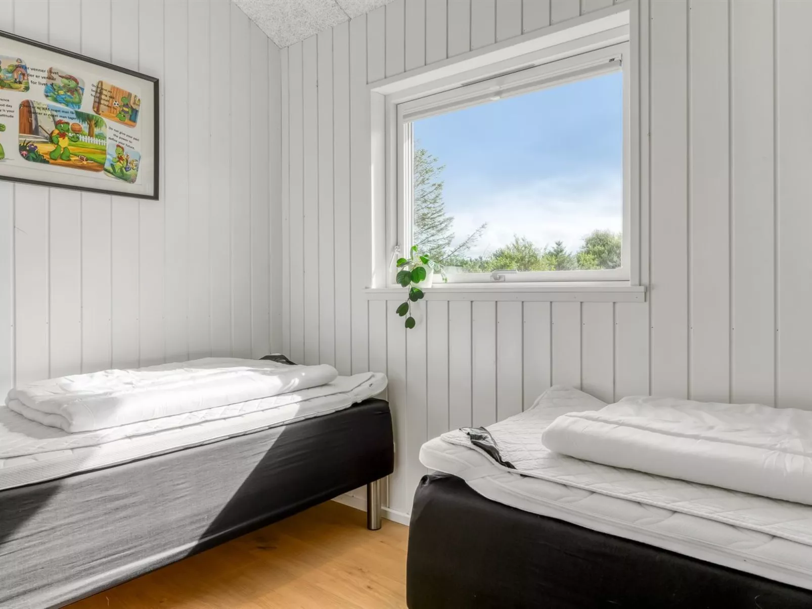 "Frederikke" - 990m from the sea-Binnen