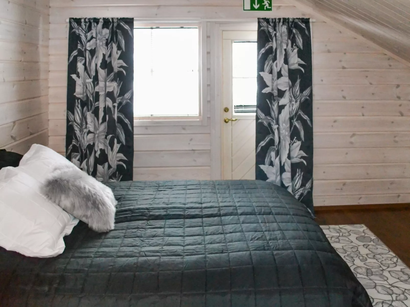 Aurinko-saaga 6 paritalo-Binnen