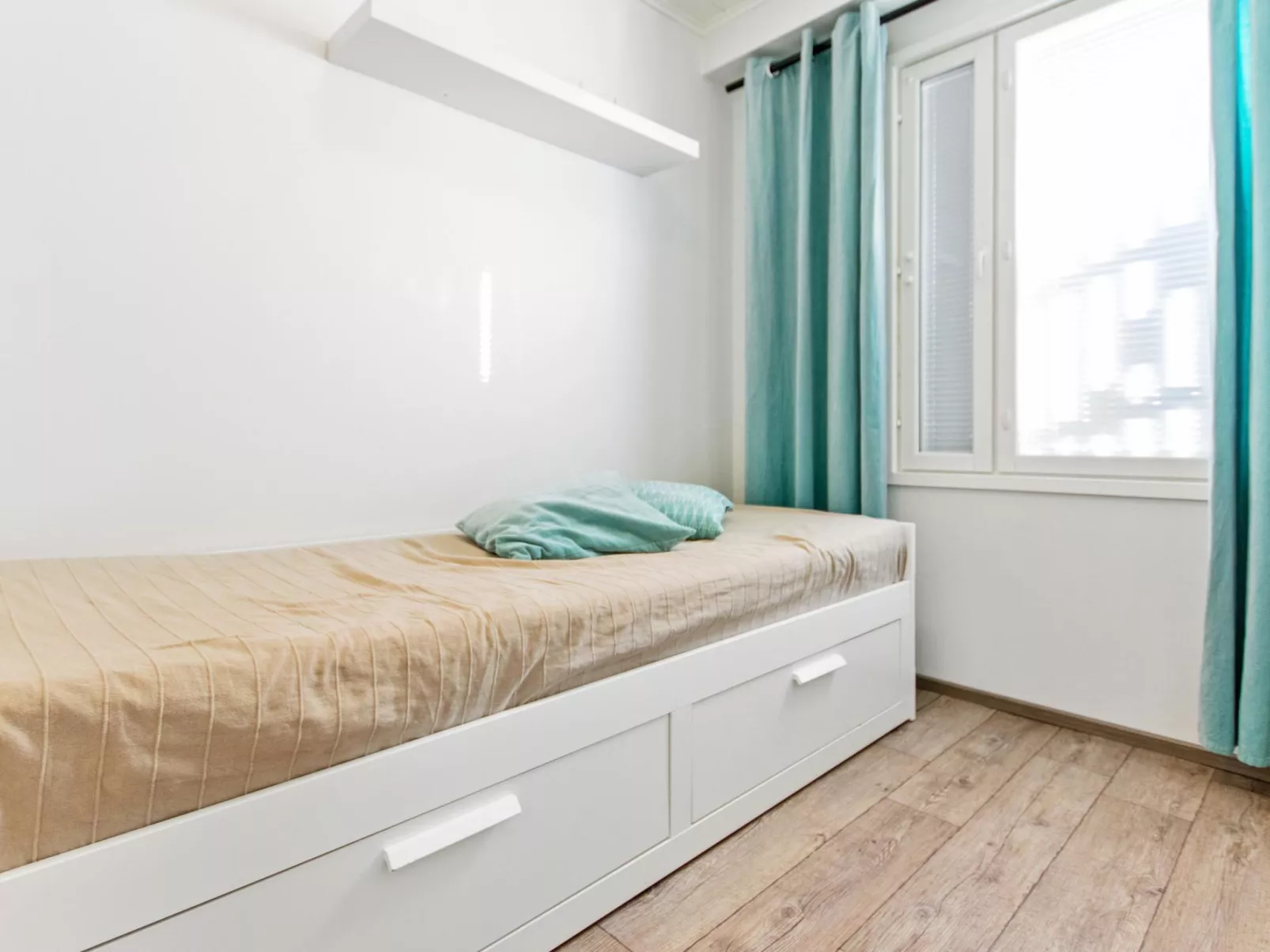 Skivillas 78 ukkohalla (7)-Binnen