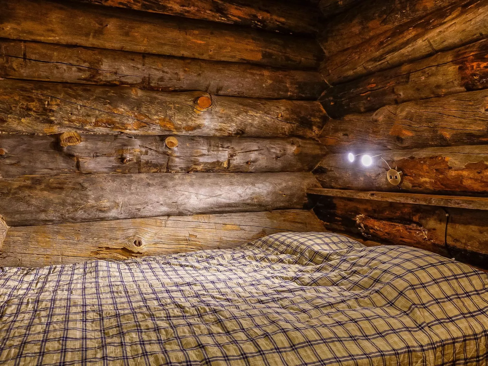 Sallanhelmi c2-Binnen