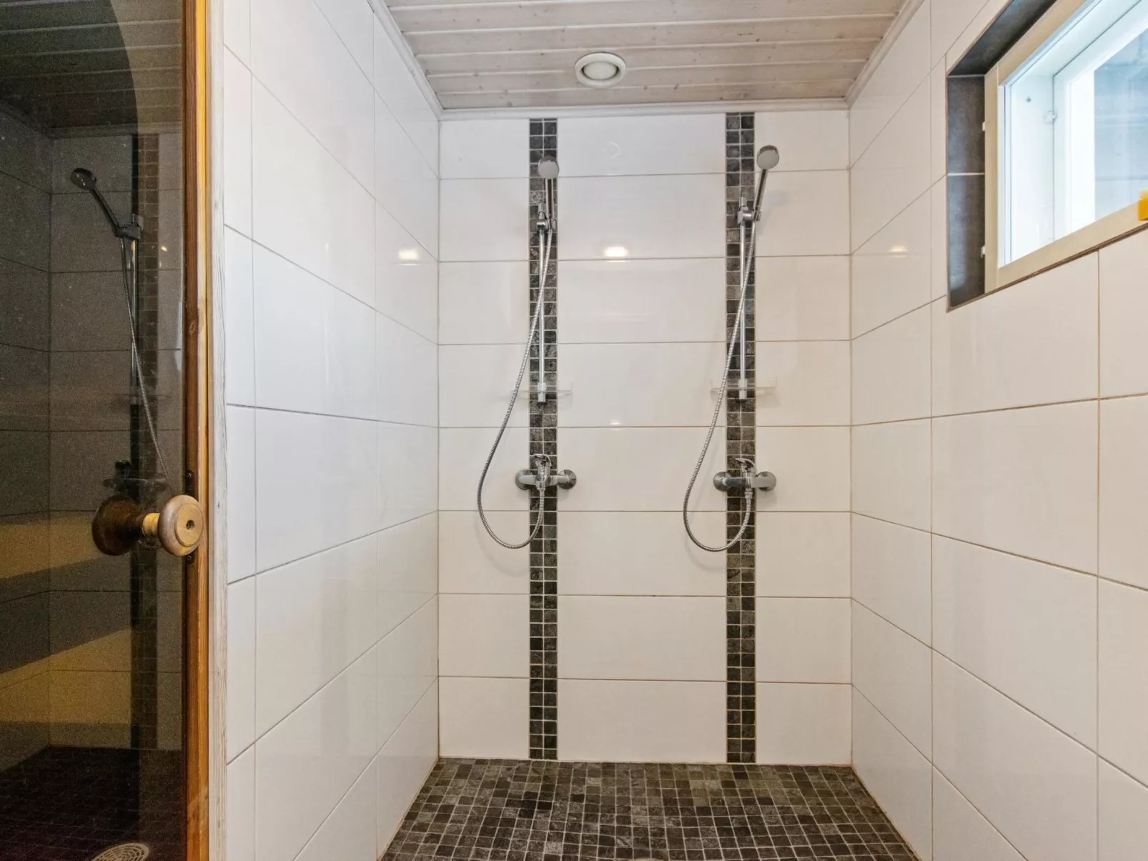 Hot pool cottage laurinranta-Binnen