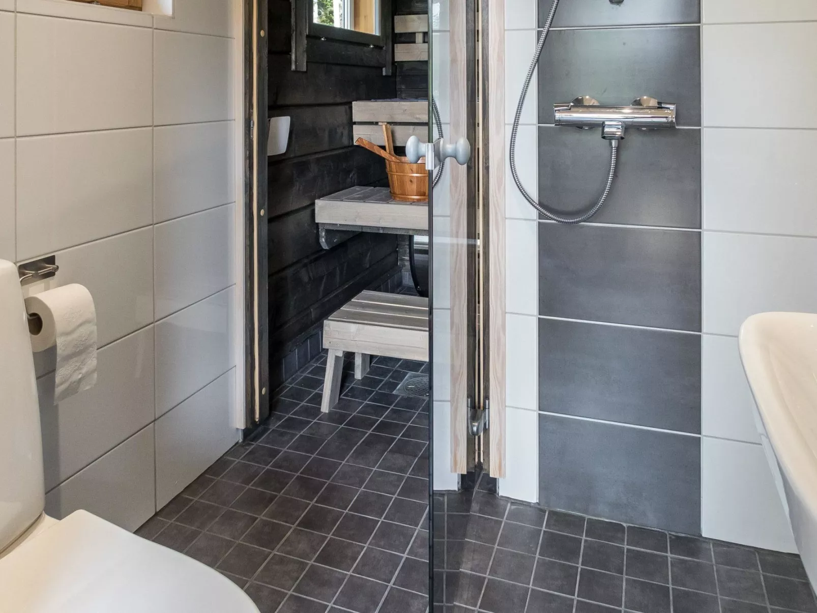 Kolin kangastus kielo 3-Binnen