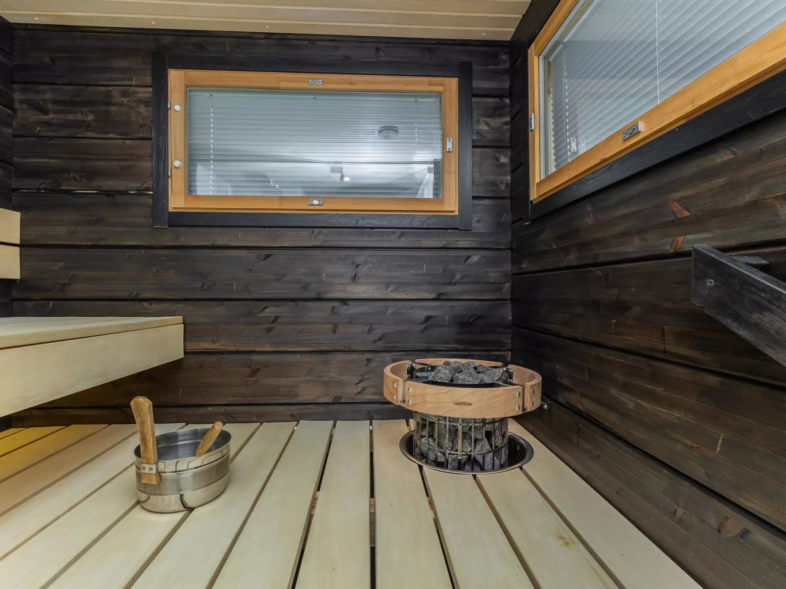 Koukkupolku 5-Binnen