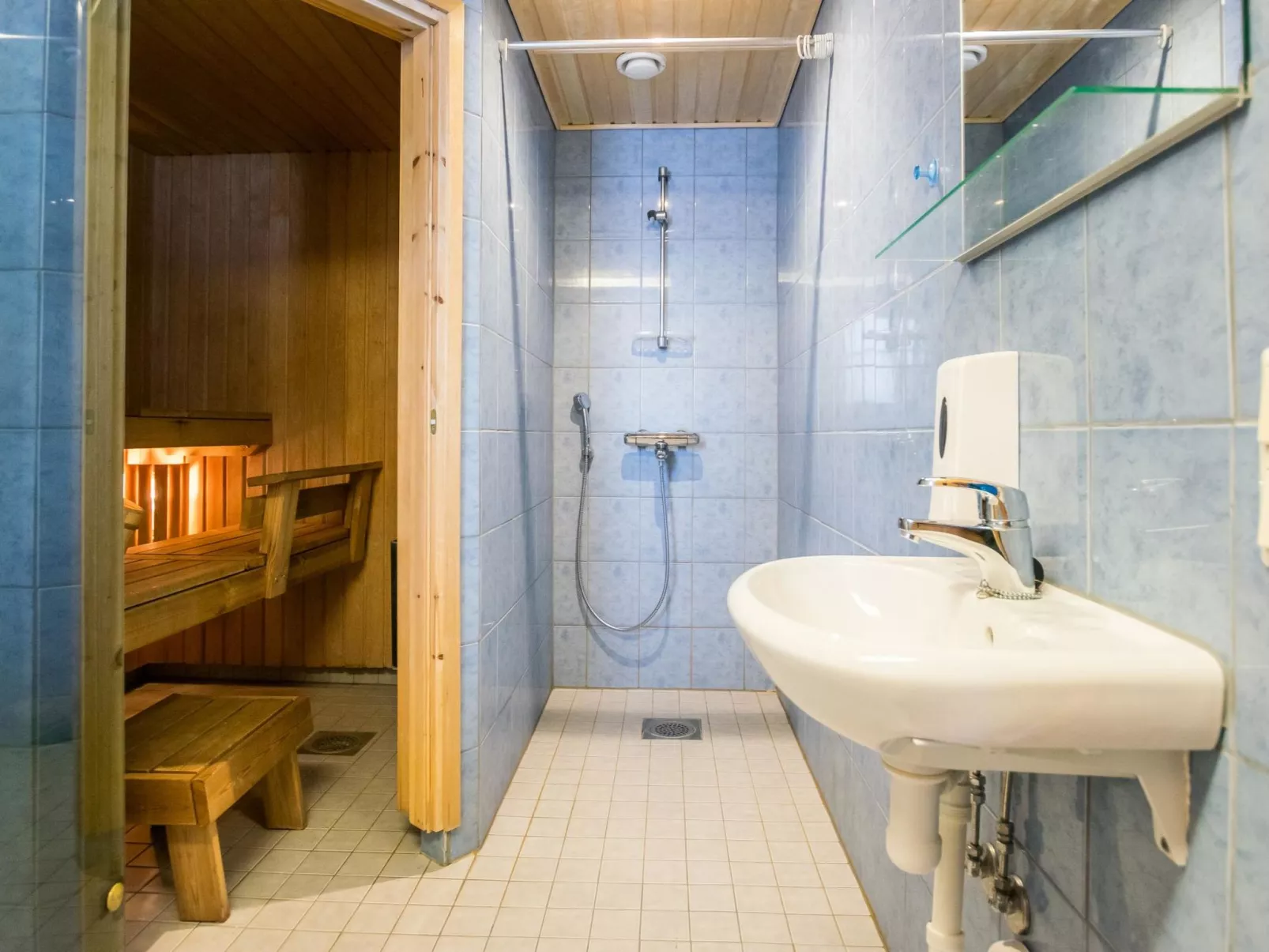 Villa paasisalo-Binnen