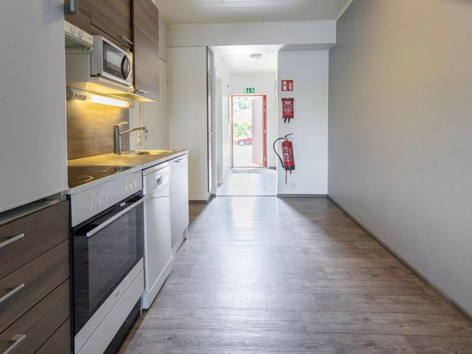 Skivillas 47 ukkohalla (a8)-Binnen