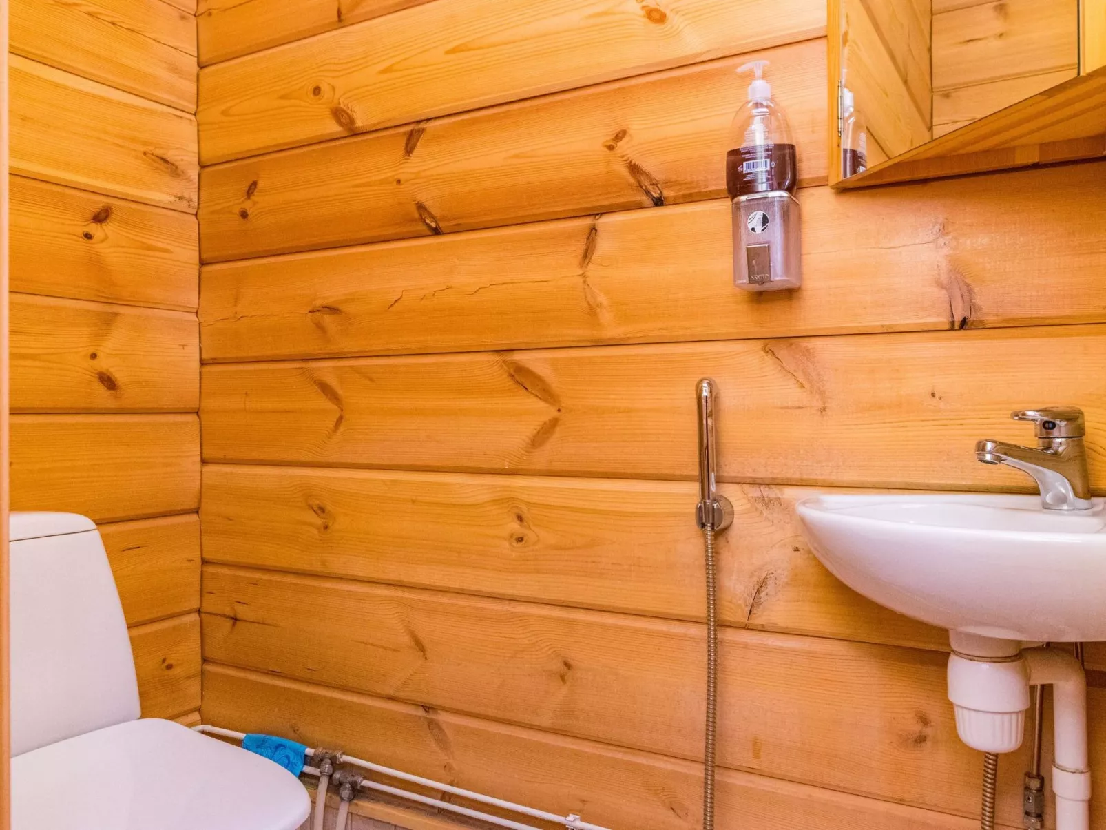 Vuosseli-kelkka 15b-Binnen