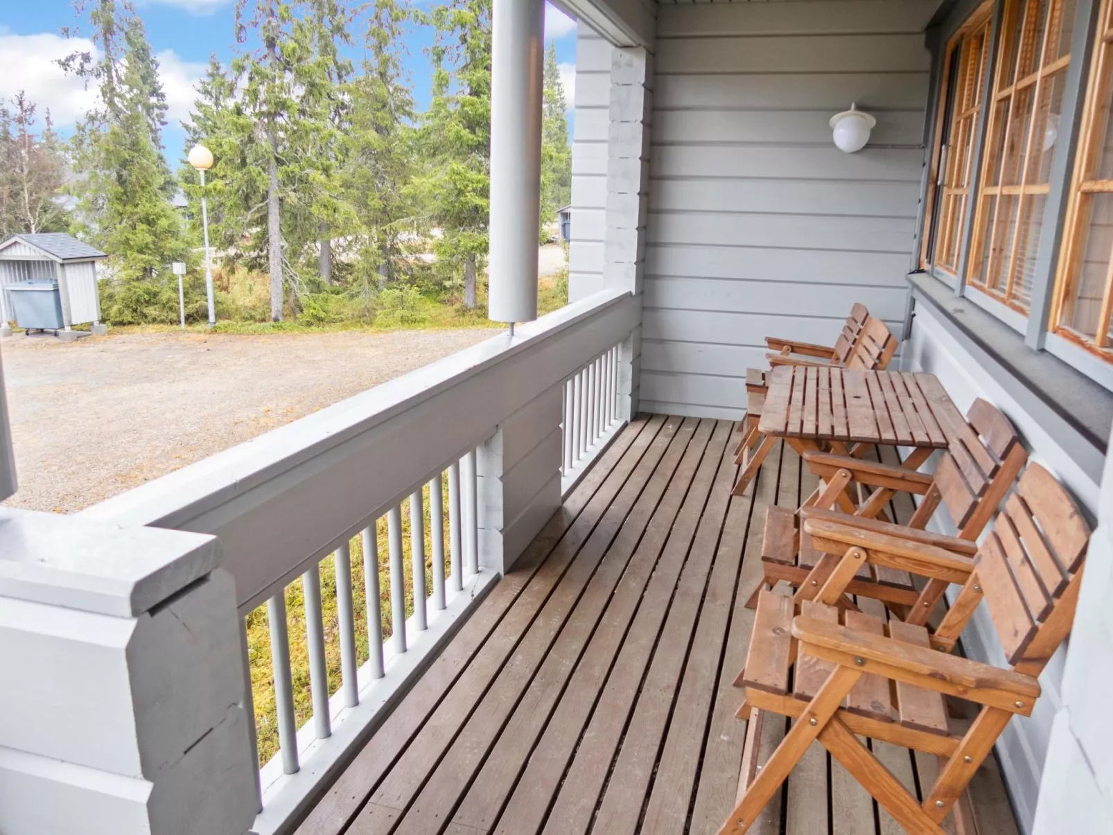 Jäkälärinne 2b (24)-Binnen