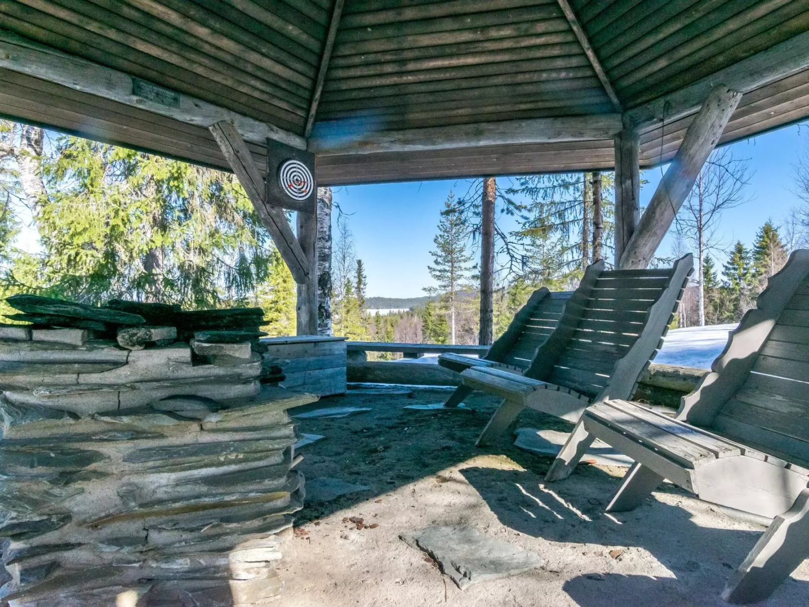 Mustalampi 5 satakieli-Binnen