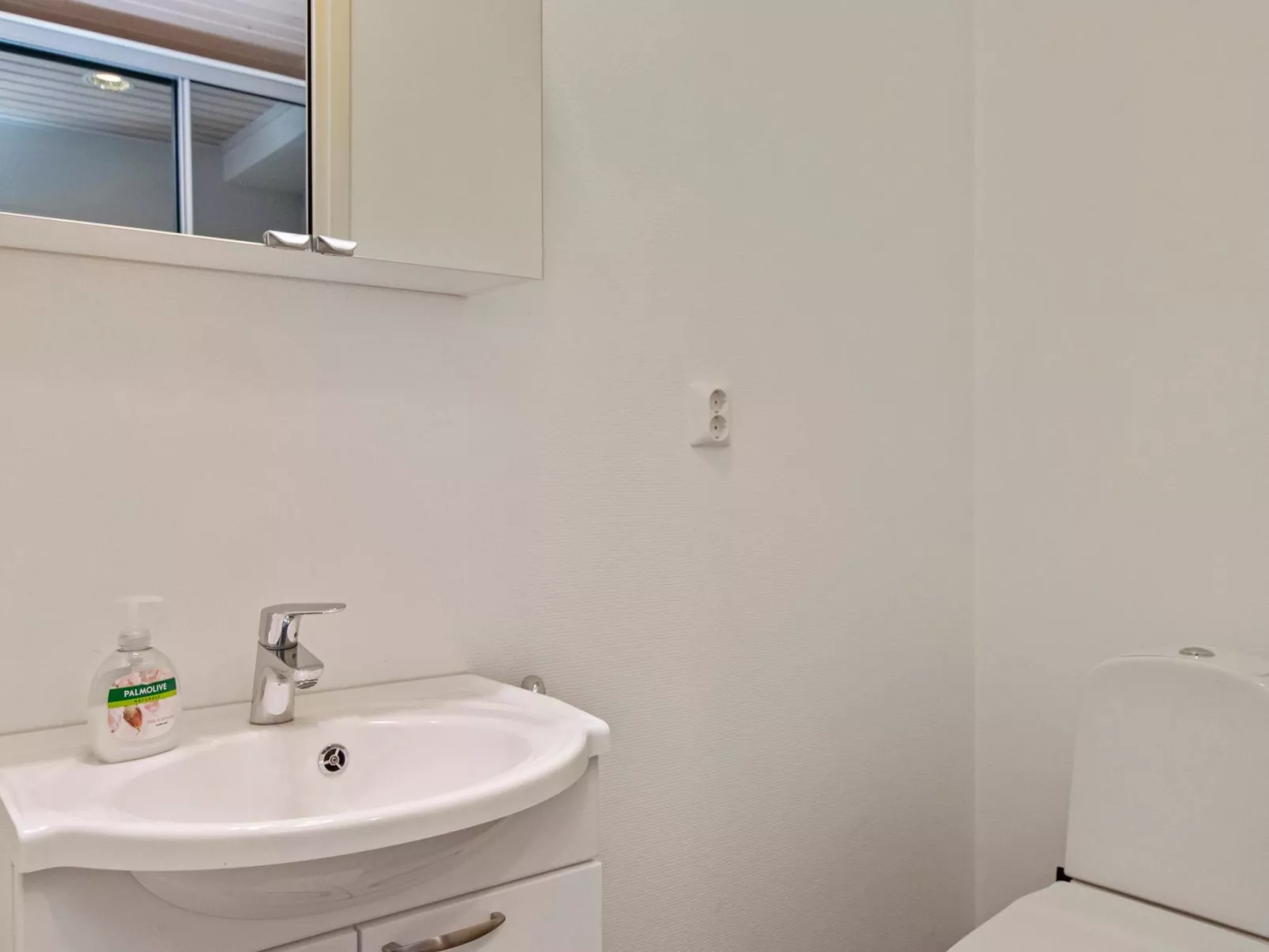 4 seasons hymy b-Binnen