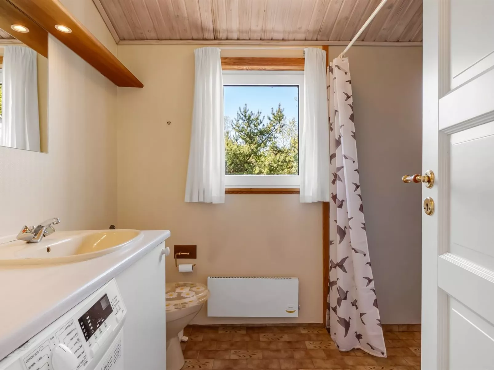 "Balthasar" - 400m from the sea-Binnen