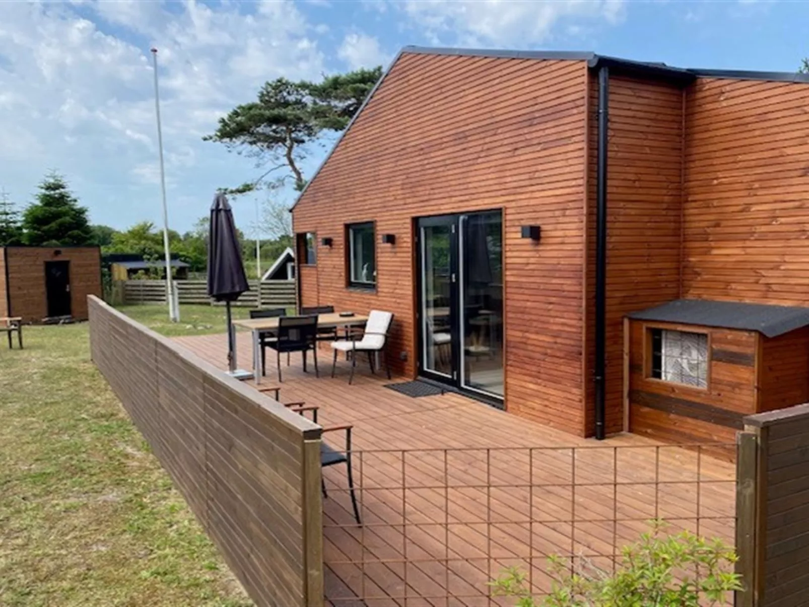 "Jerrik" - 200m from the sea-Buiten