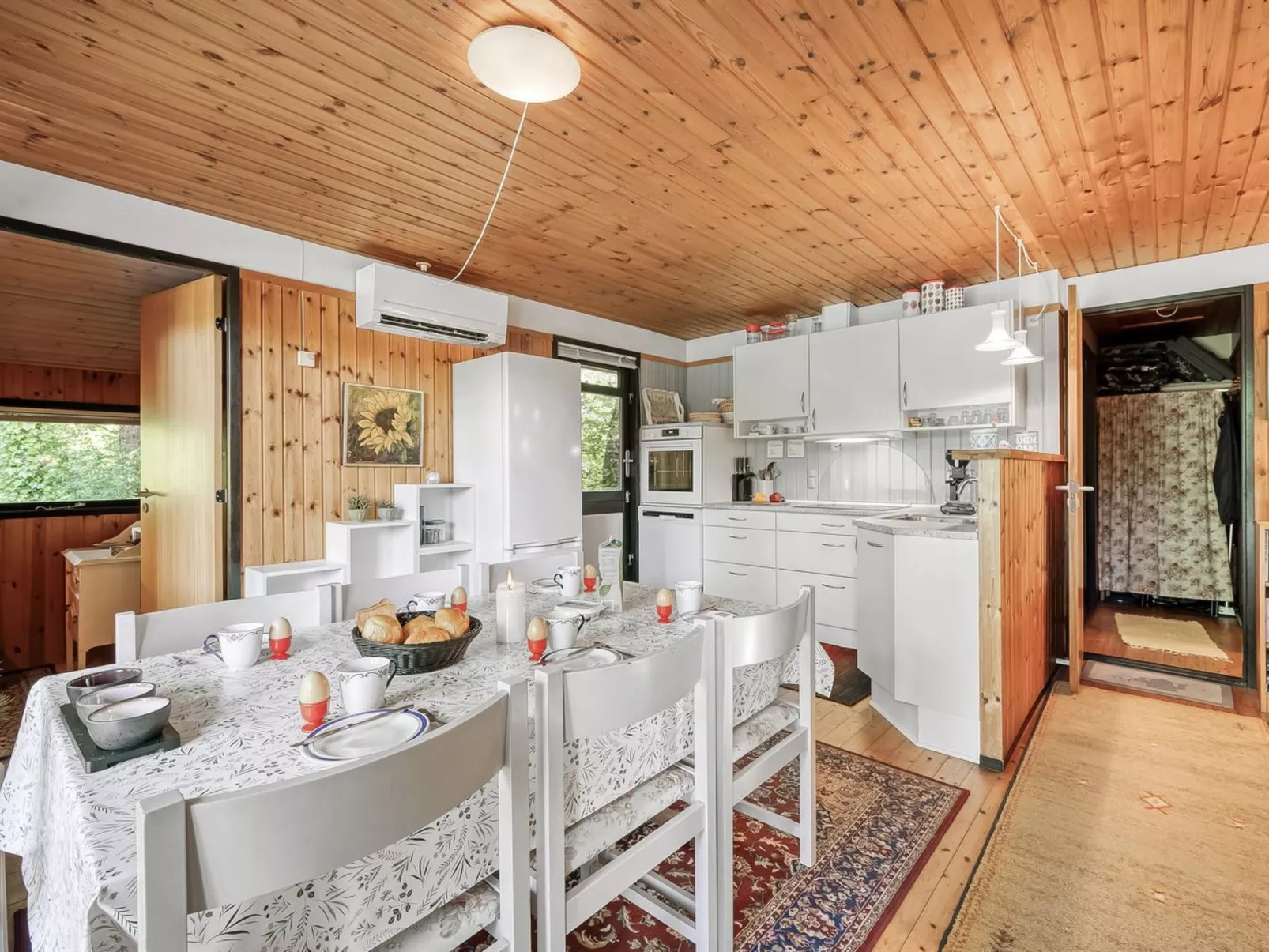 "Tenaya" - 200m to the fjord-Binnen