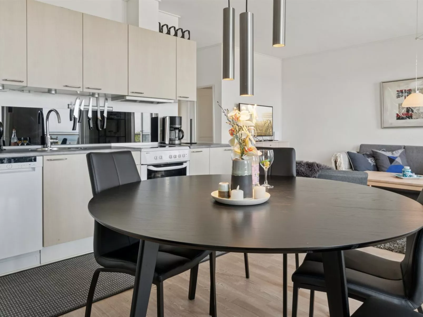 "Ayo" - 75m from the sea-Binnen