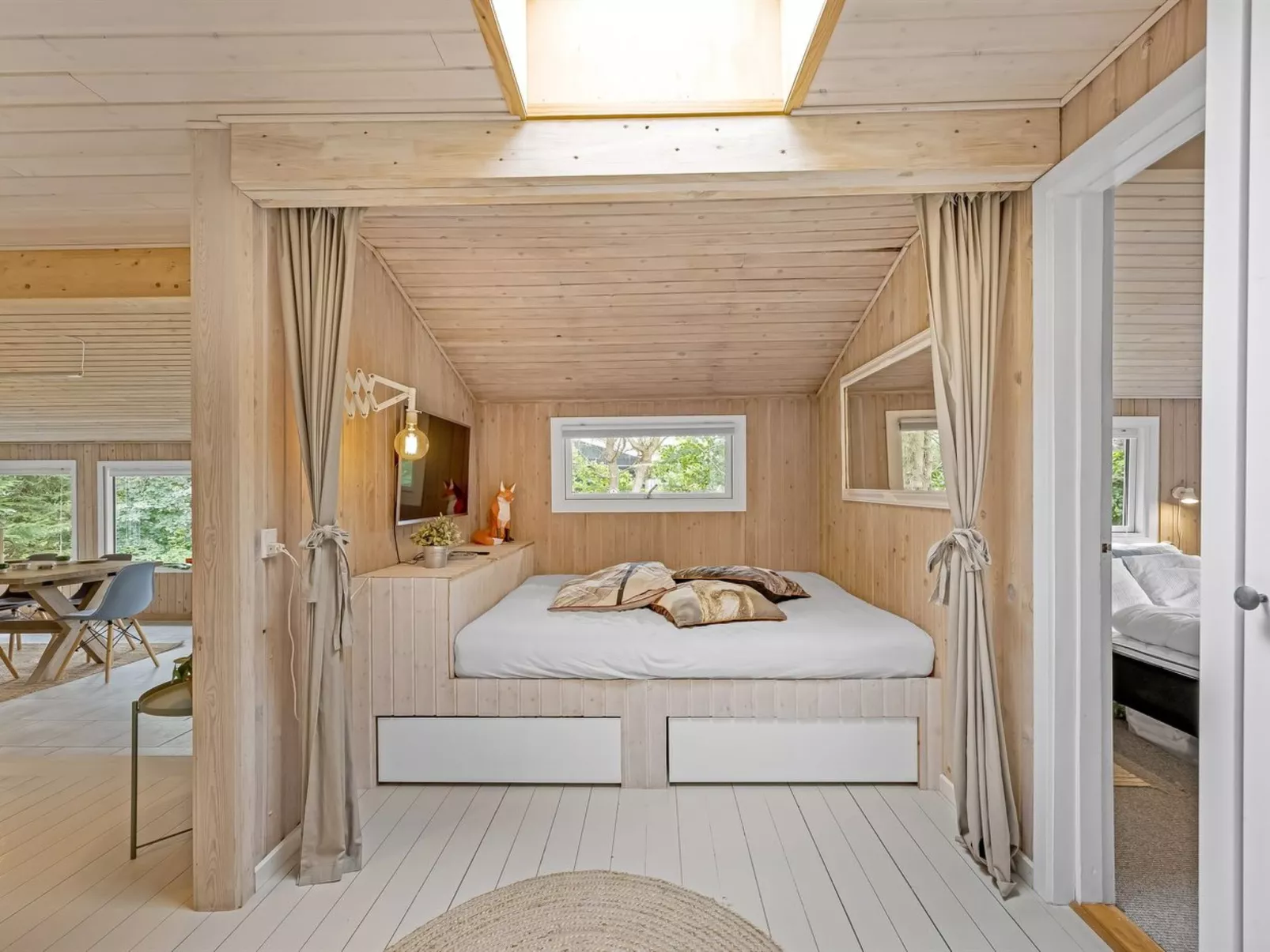 "Horsten" -  from the sea-Binnen