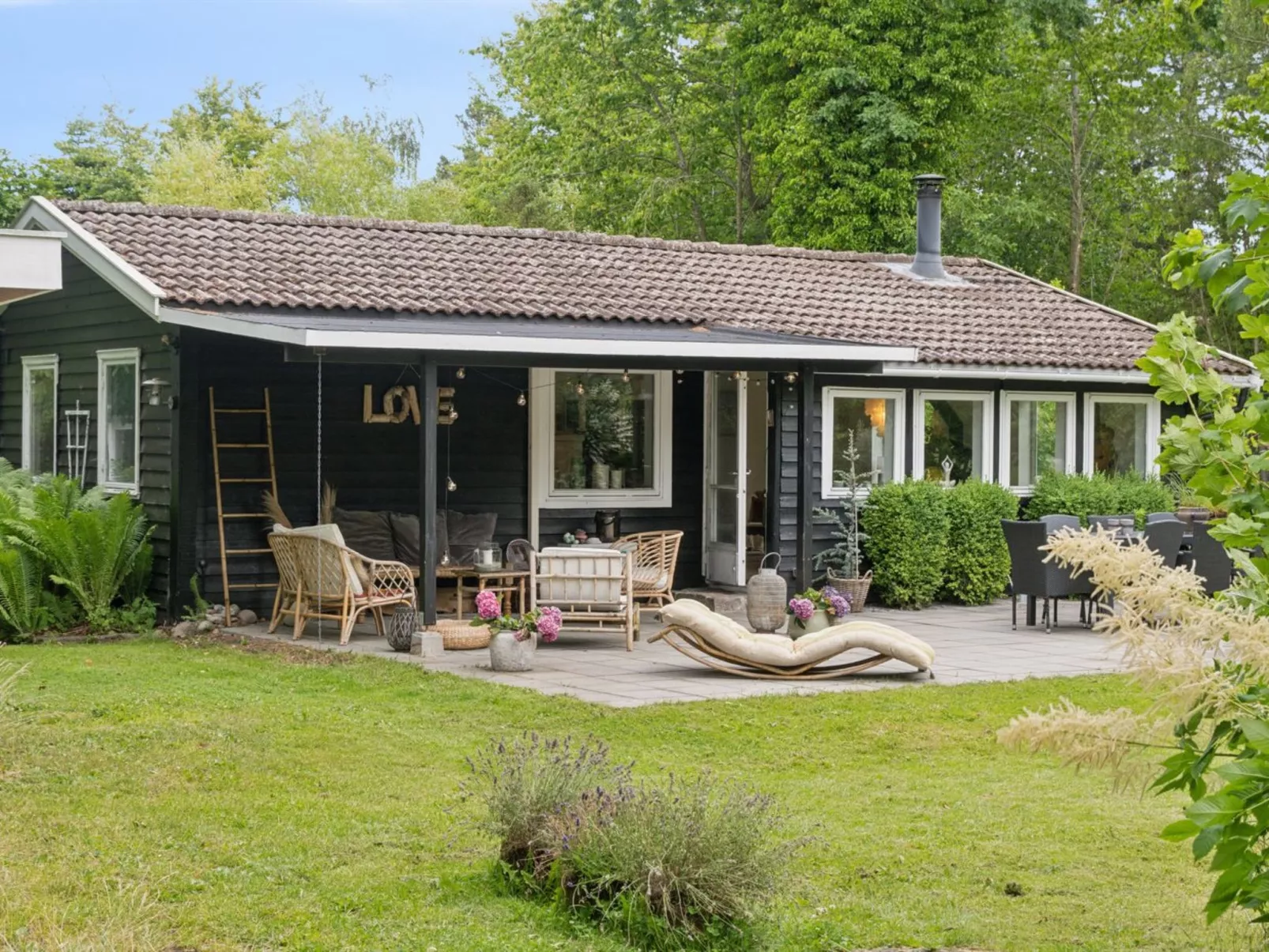 "Eida" - 1.7km from the sea-Buiten