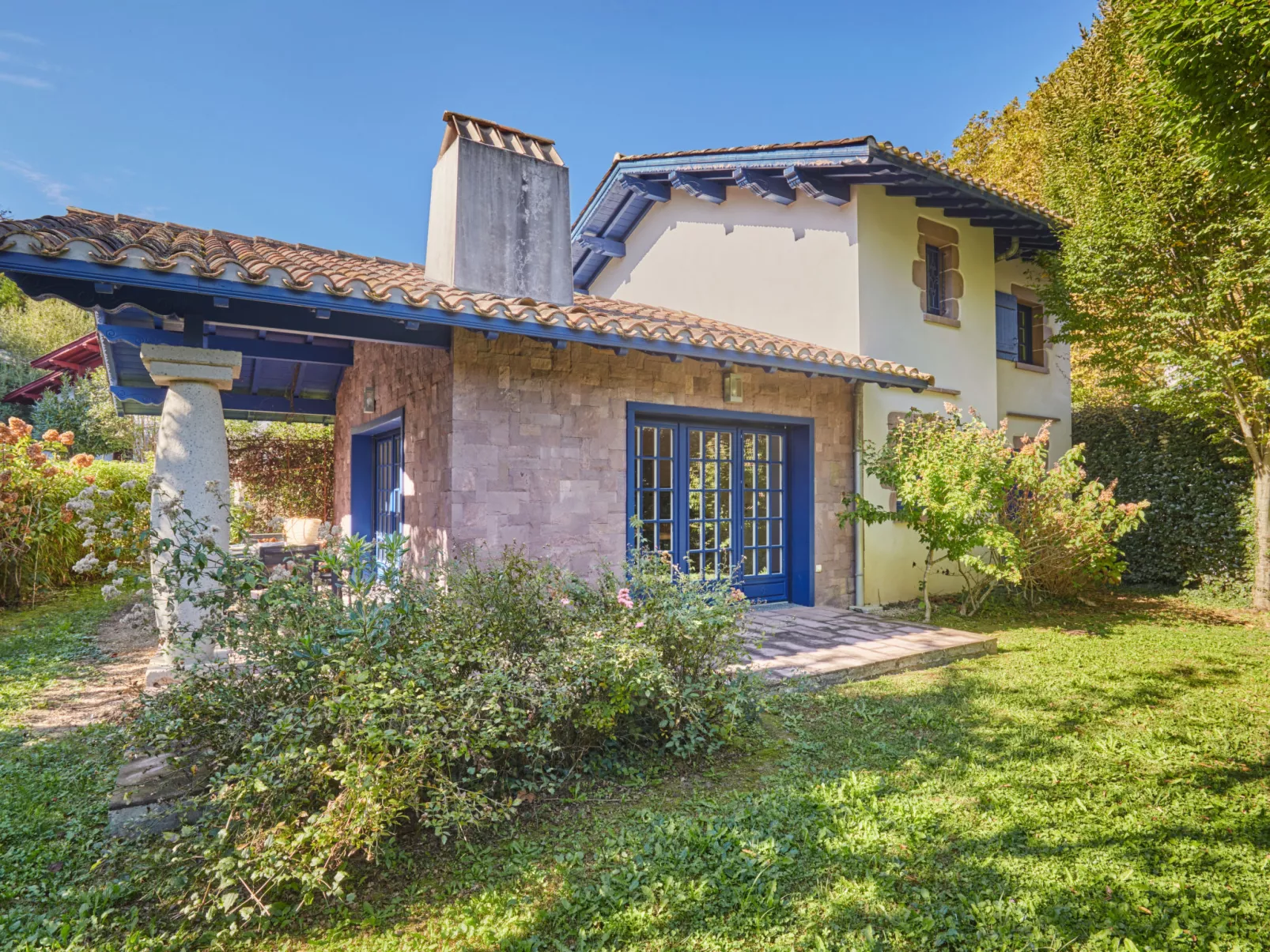 Le Domaine de Lana-Buiten