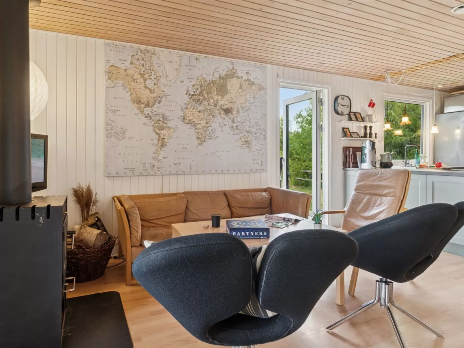 "Bruno" - 400m from the sea-Binnen