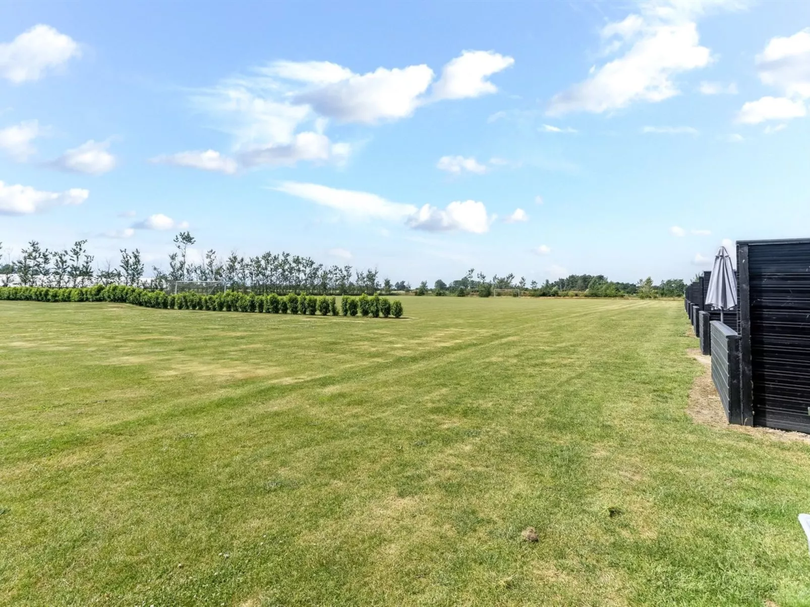 "Lovis" - 900m from the sea-Buiten