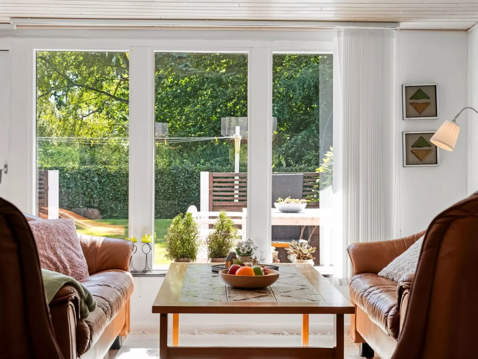 "Sallie" - 500m to the fjord-Binnen