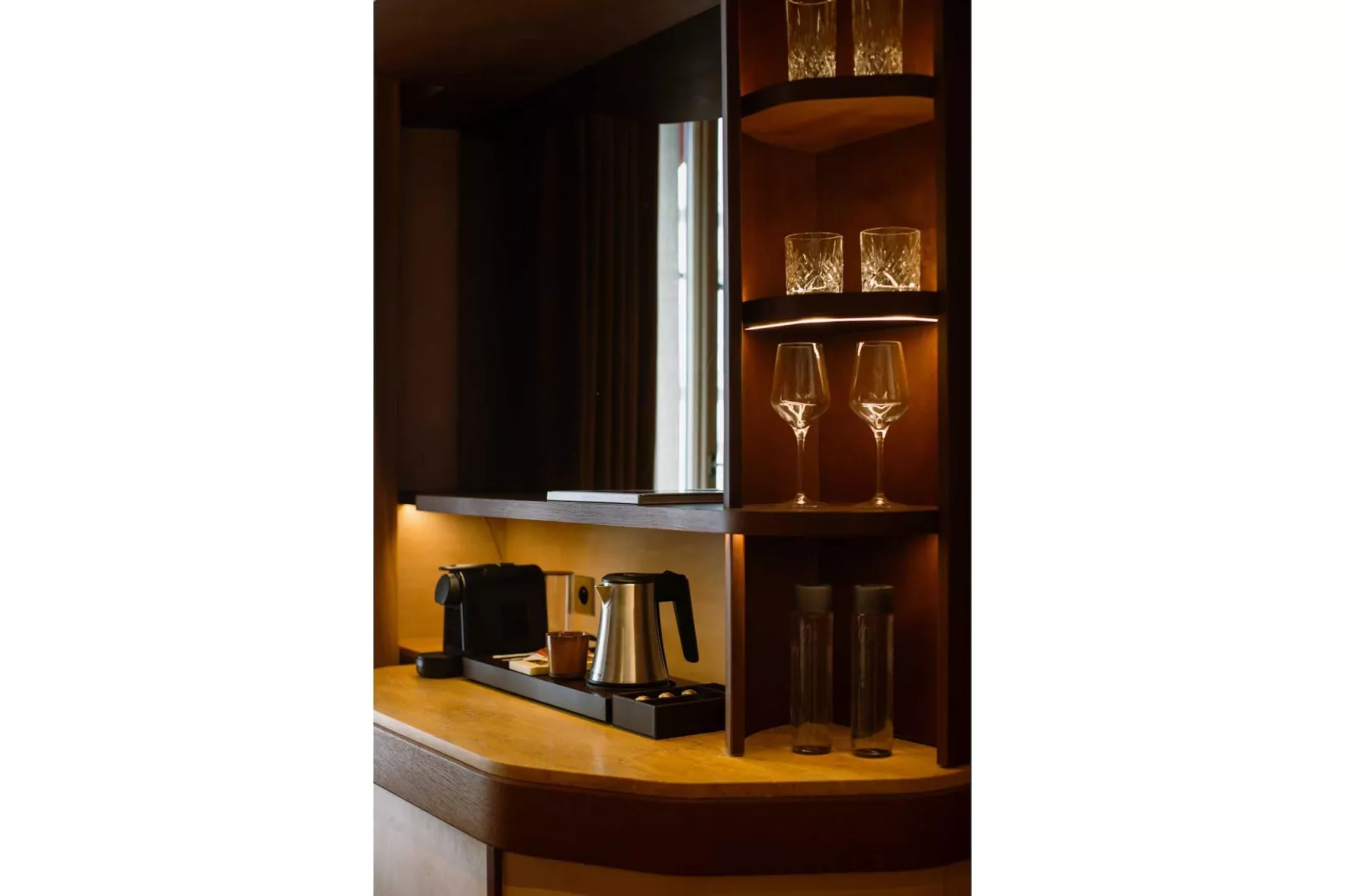 CONFIDENTIEL-4-Binnen