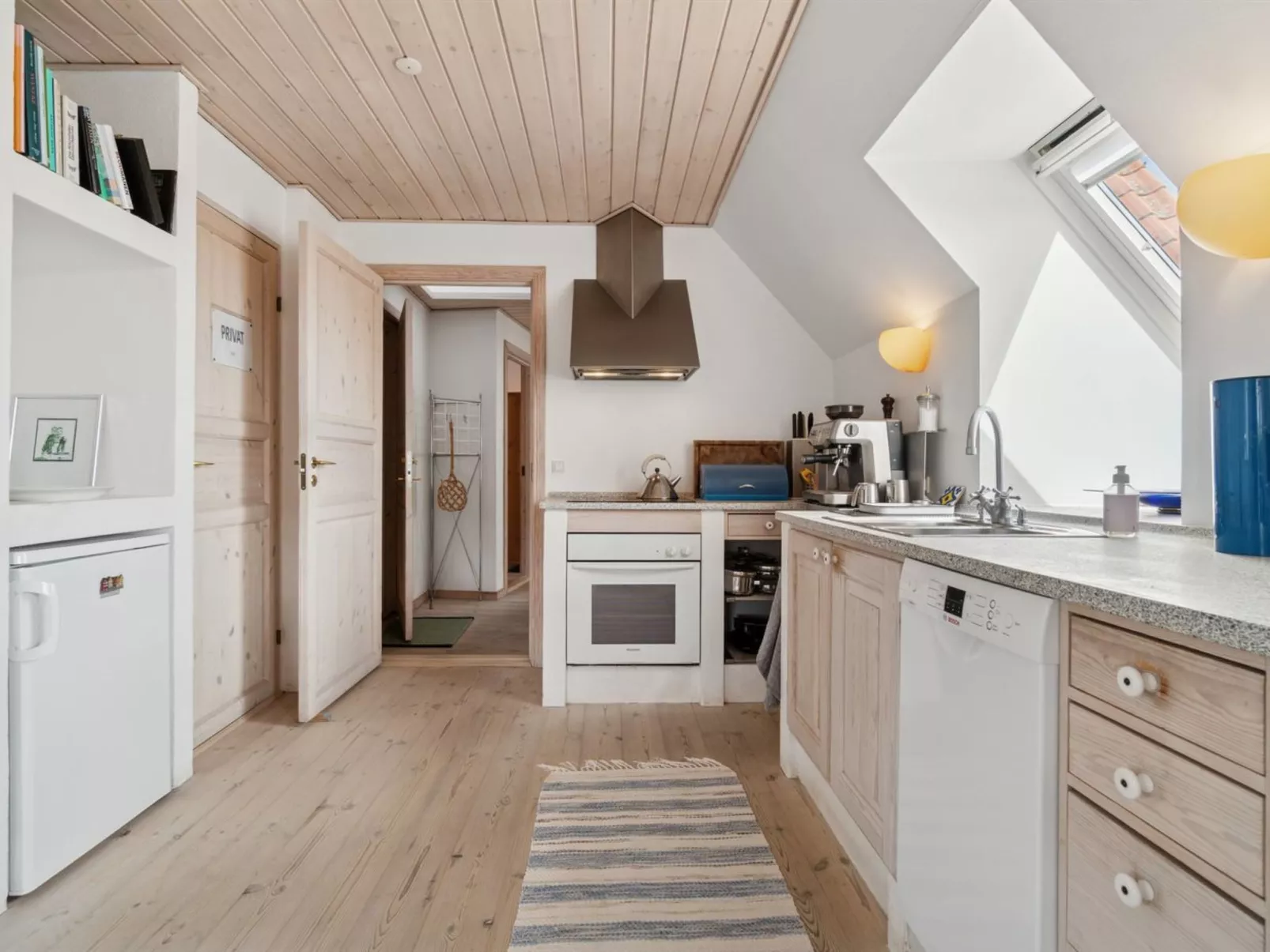 "Habbo" - 300m from the sea-Binnen