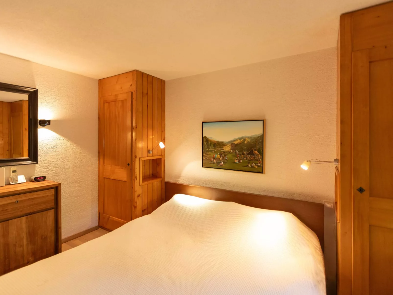 Les Hespérides 2-Binnen