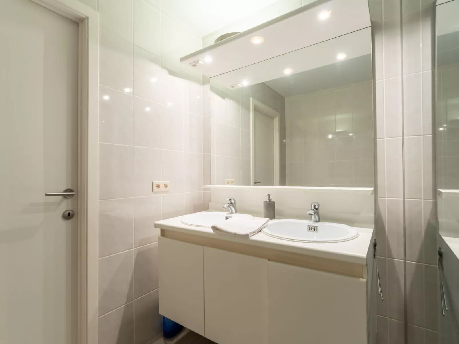 Zandloper III with terrace-Binnen